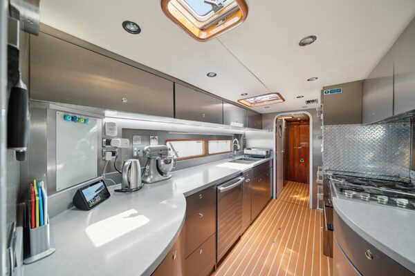 75ft Privilege Yacht For Sale 75ft Privilege Yacht For Sale