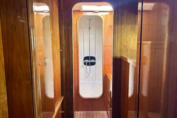 Privilege 515 Yacht For Sale