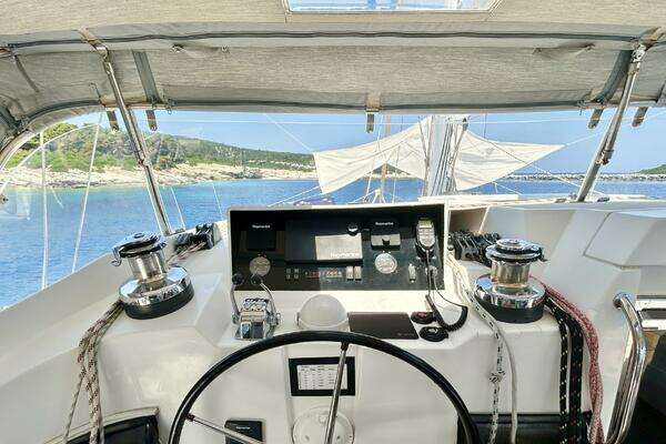 Privilege 515 Yacht For Sale