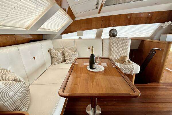 Privilege 515 Yacht For Sale
