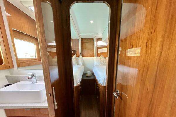 Privilege 515 Yacht For Sale
