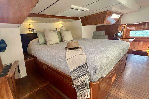 Privilege 515 Yacht For Sale