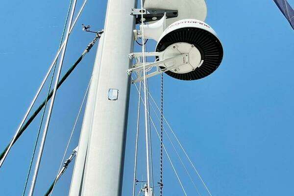 Island Packet 370 Yacht For Sale