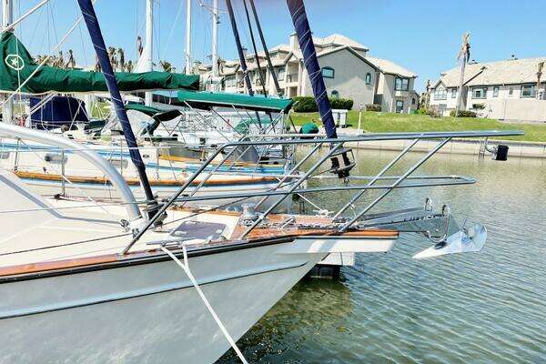 Island Packet 370 Yacht For Sale