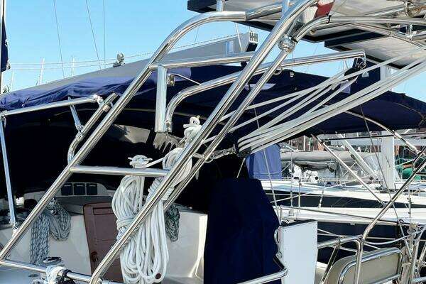 Island Packet 370 Yacht For Sale