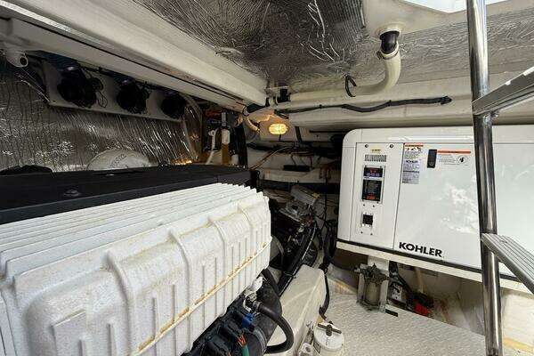 Cruisers Yachts Cantius Yacht For Sale