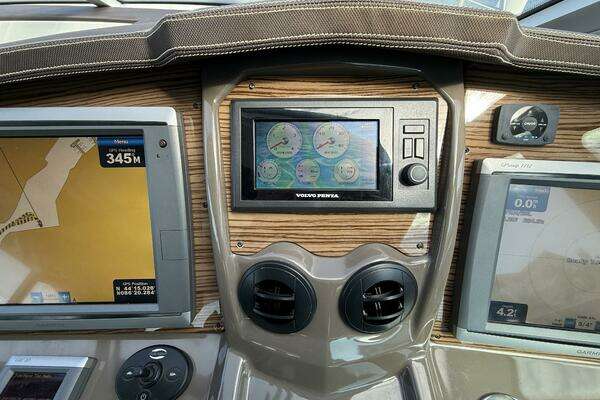 Cruisers Yachts Cantius Yacht For Sale