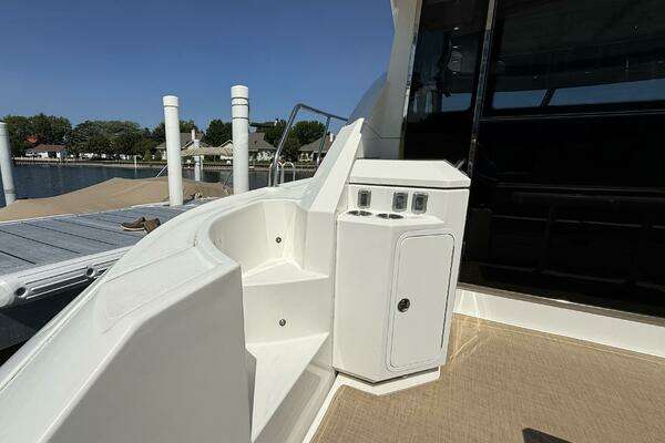 Cruisers Yachts Cantius Yacht For Sale