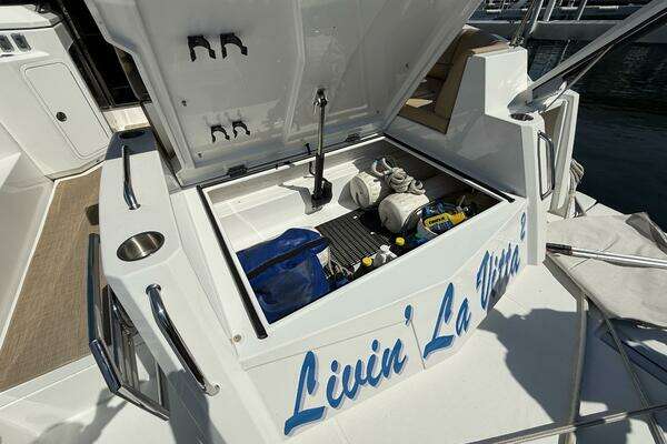 Cruisers Yachts Cantius Yacht For Sale