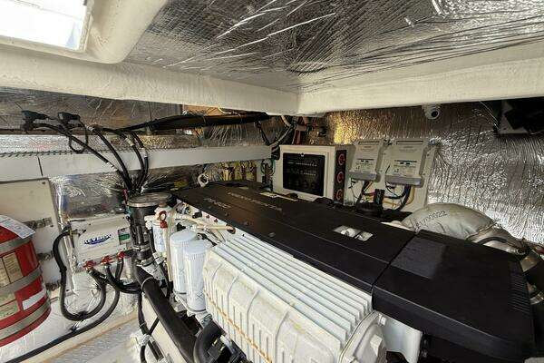 Cruisers Yachts Cantius Yacht For Sale
