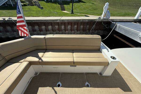 Cruisers Yachts Cantius Yacht For Sale