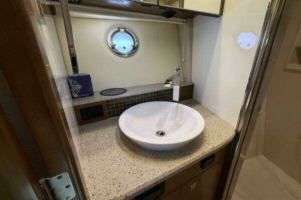 Cruisers Yachts Cantius Yacht For Sale
