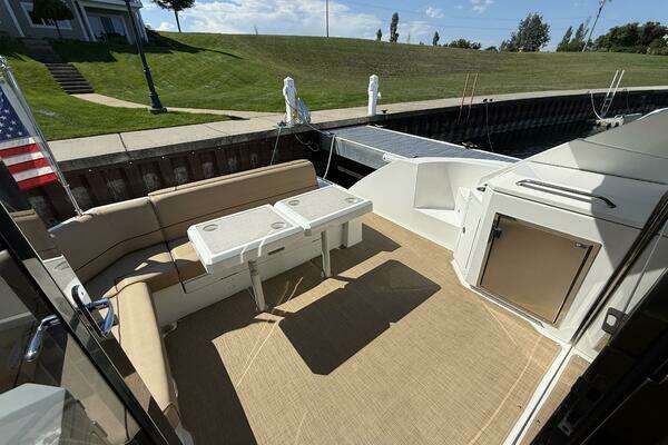 Cruisers Yachts Cantius Yacht For Sale