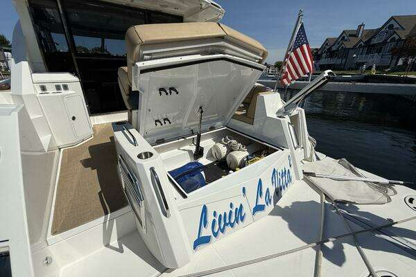 Cruisers Yachts Cantius Yacht For Sale