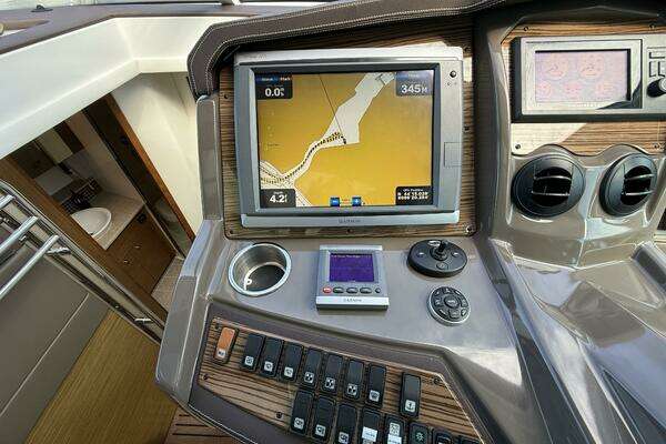 Cruisers Yachts Cantius Yacht For Sale