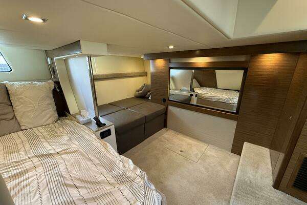 Cruisers Yachts Cantius Yacht For Sale