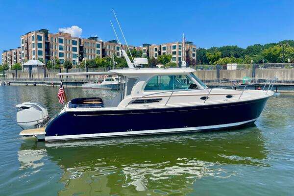 38' Back Cove