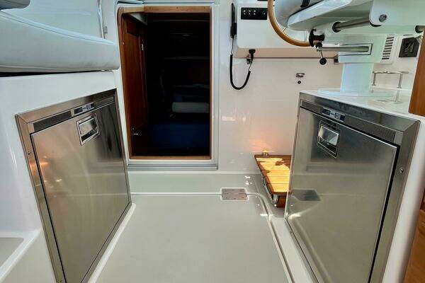 Back Cove  Yacht For Sale