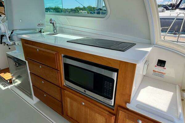 Back Cove  Yacht For Sale