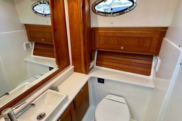 Back Cove  Yacht For Sale