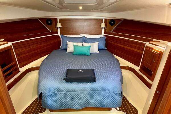 Back Cove  Yacht For Sale