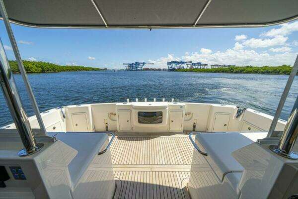 Riviera 46 Sports Motor Yacht Yacht For Sale