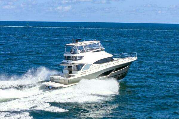 Riviera 46 Sports Motor Yacht Yacht For Sale