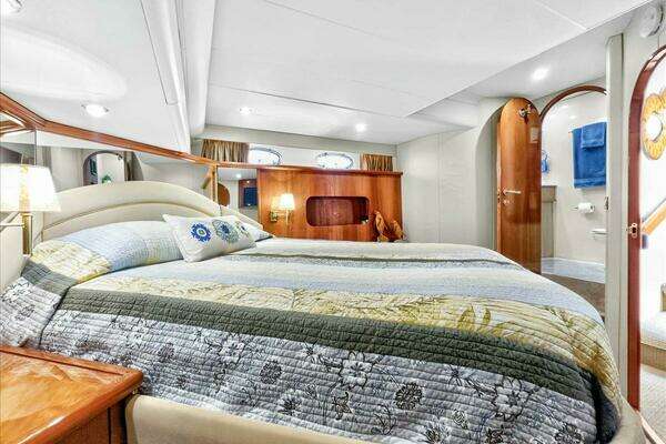 Neptunus 56 Flybridge Yacht For Sale