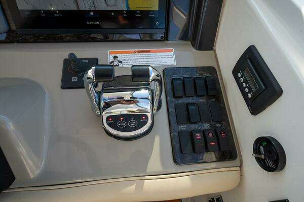 Sea Ray 48 Sundancer Yacht For Sale