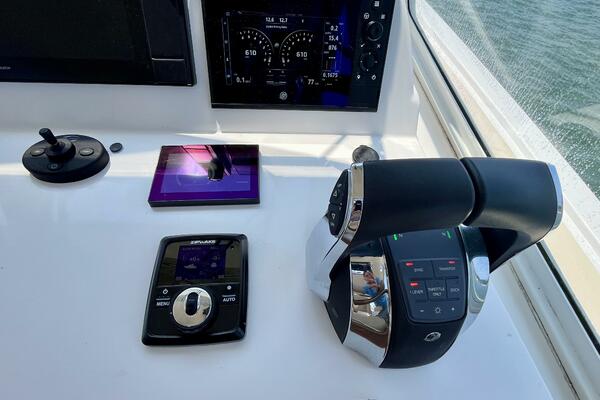Waterlee 35ft MJM Yacht For Sale