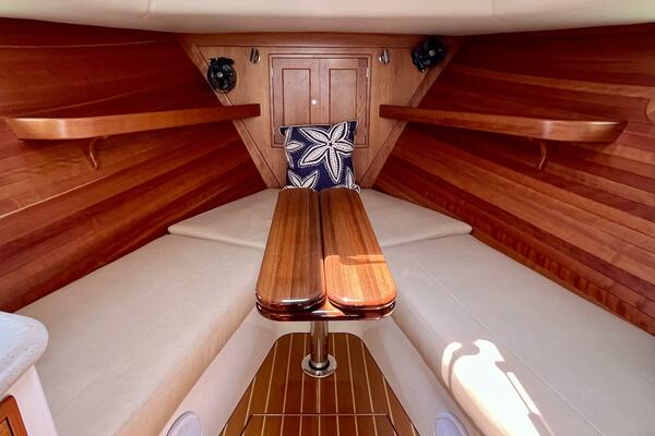 Waterlee 35ft MJM Yacht For Sale