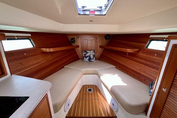 Waterlee 35ft MJM Yacht For Sale
