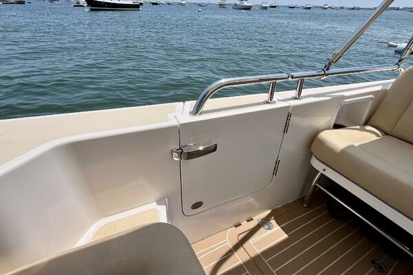 Waterlee 35ft MJM Yacht For Sale