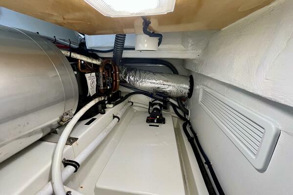 Waterlee 35ft MJM Yacht For Sale