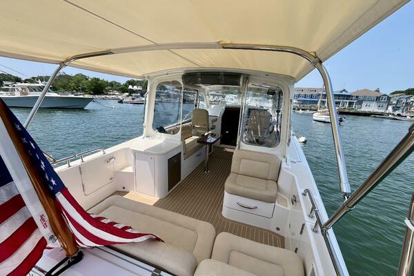 Waterlee 35ft MJM Yacht For Sale