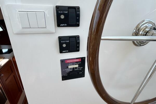 Waterlee 35ft MJM Yacht For Sale