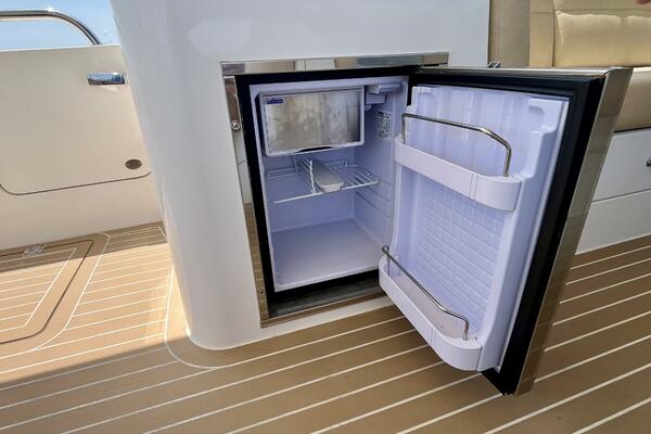 Waterlee 35ft MJM Yacht For Sale