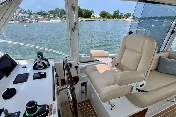 Waterlee 35ft MJM Yacht For Sale