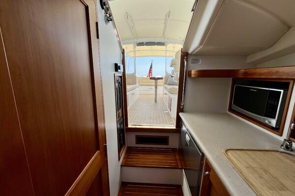 Waterlee 35ft MJM Yacht For Sale