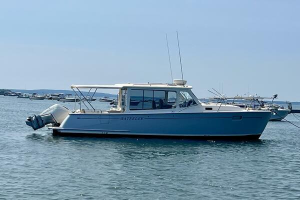 Waterlee 35ft MJM Yacht For Sale