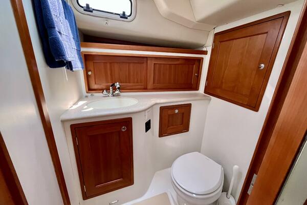 Waterlee 35ft MJM Yacht For Sale