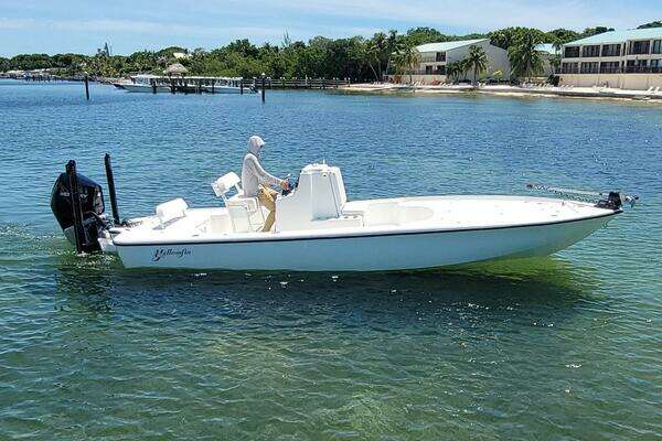 Photo of the 2016 Yellowfin 24 Bay
