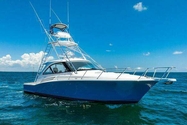 Hatteras GT45X Yacht For Sale