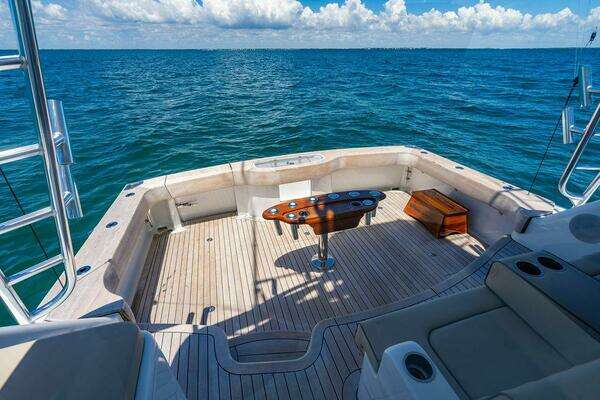 Hatteras GT45X Yacht For Sale
