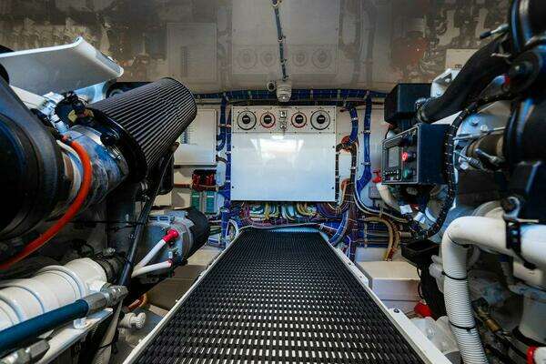 Hatteras GT45X Yacht For Sale