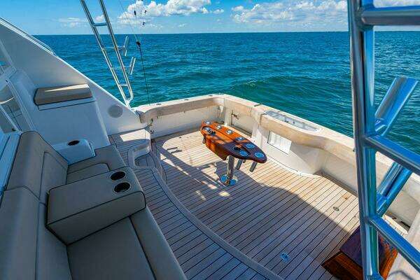 Hatteras GT45X Yacht For Sale