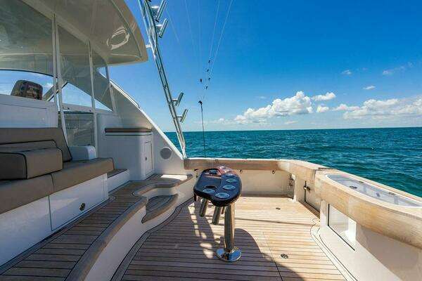 Hatteras GT45X Yacht For Sale