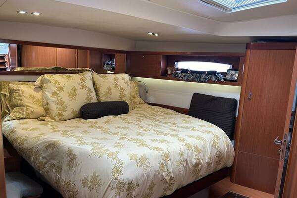Beneteau Oceanis 58 Yacht For Sale