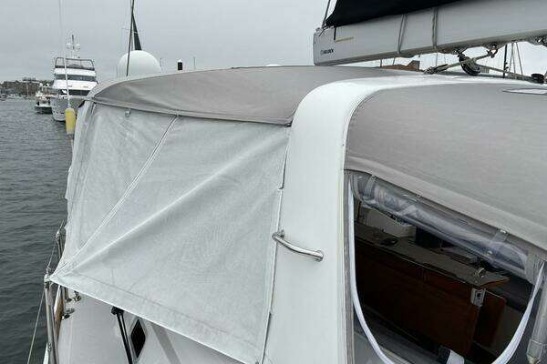 Beneteau Oceanis 58 Yacht For Sale