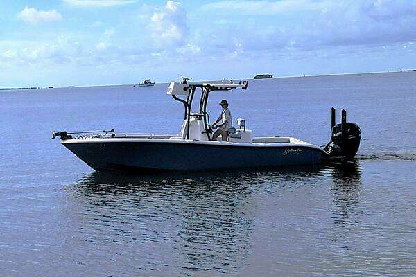 2021 Yellowfin 26